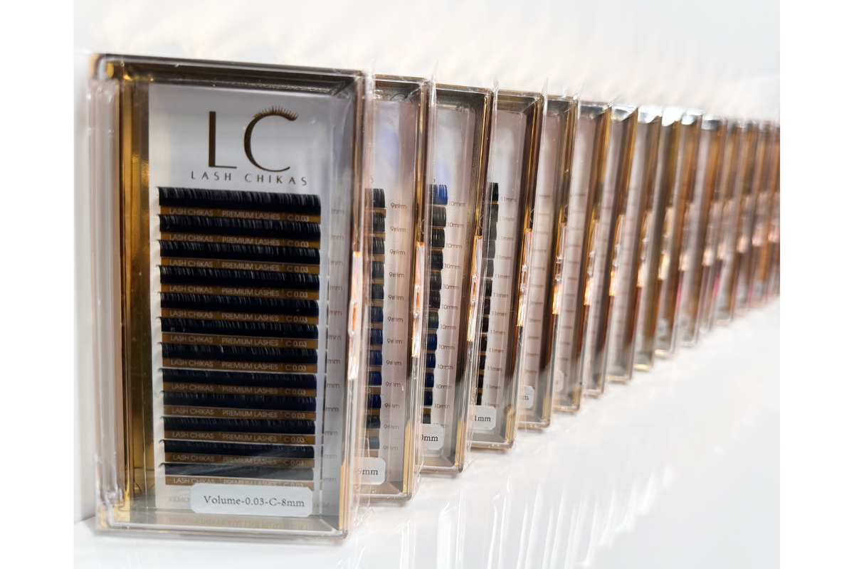 Lash Chikas 0.03 C Curl Premium Volume Trays